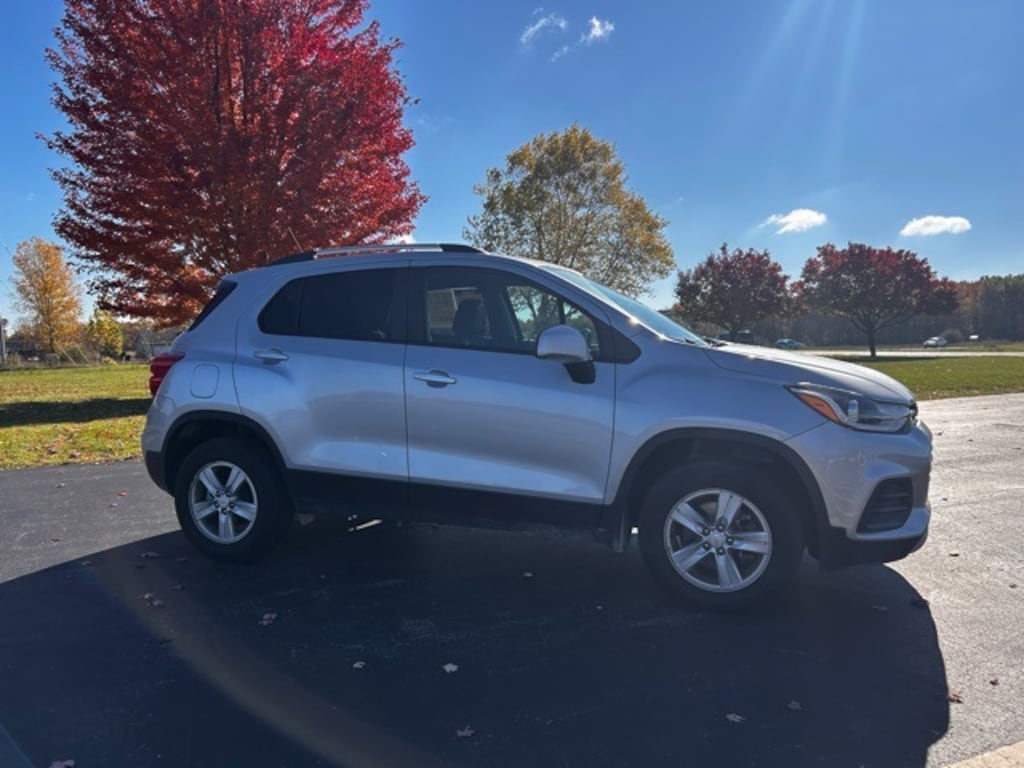 Used 2022 Chevrolet Trax LT SUV