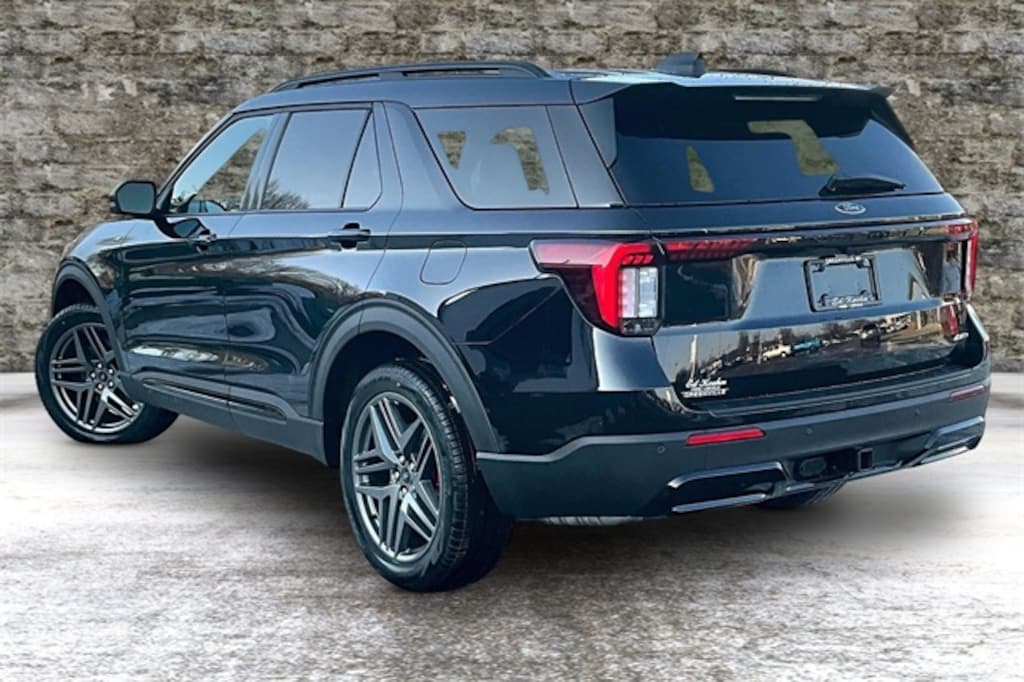 New 2026 Ford Explorer ST-Line SUV