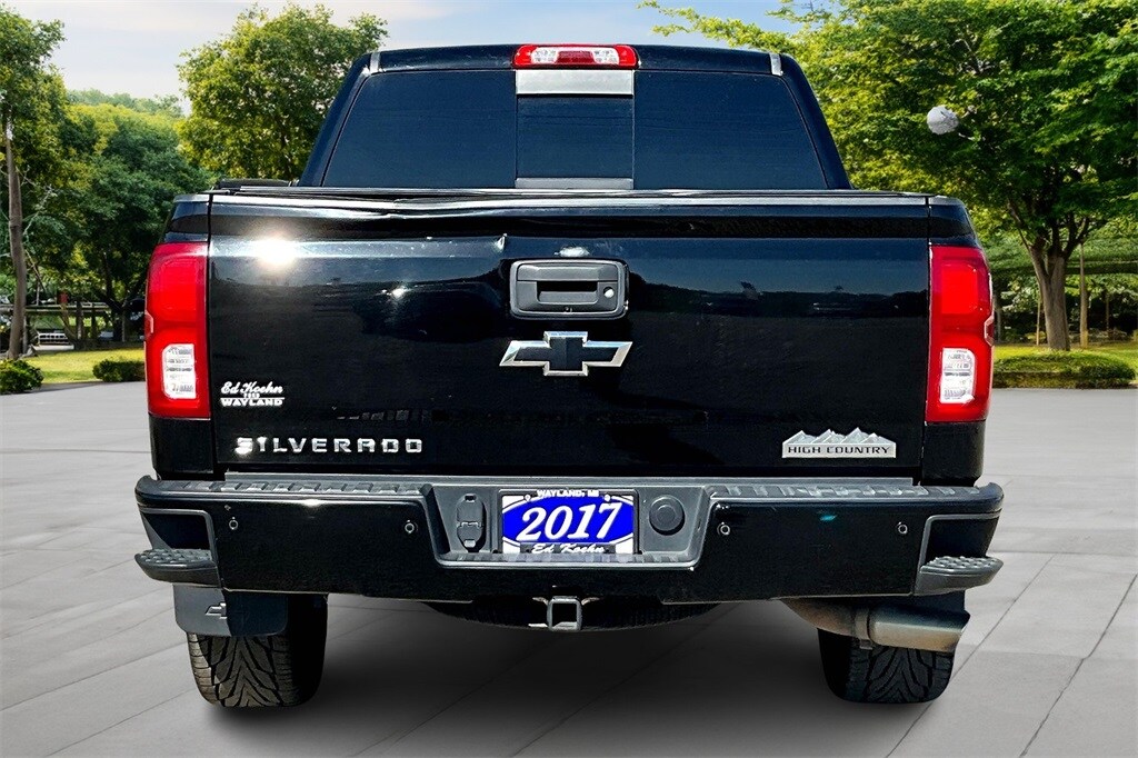 2017 Chevrolet Silverado 1500 High Country photo 4