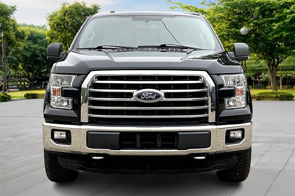 2015 Ford F-150 XLT photo 3