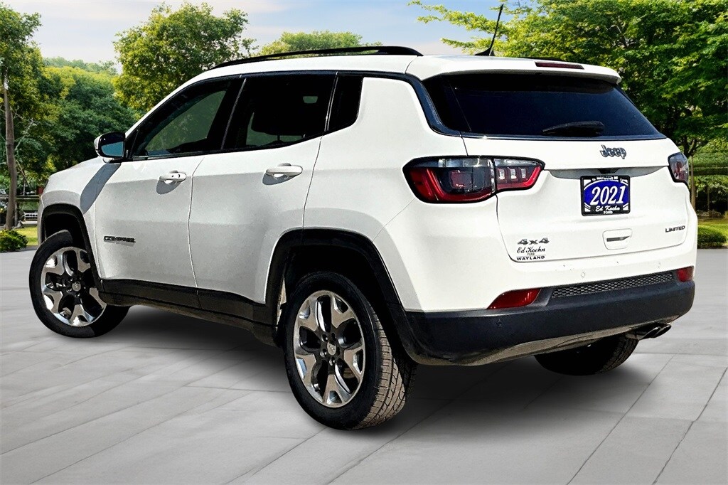 2021 Jeep Compass Limited photo 2