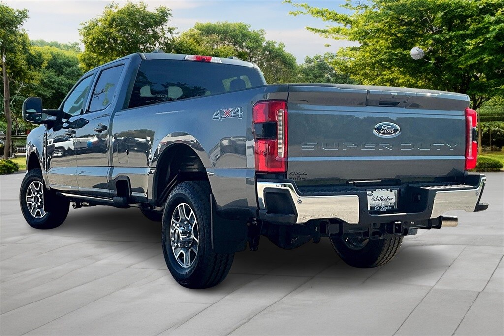 2026 Ford F-350 photo 3