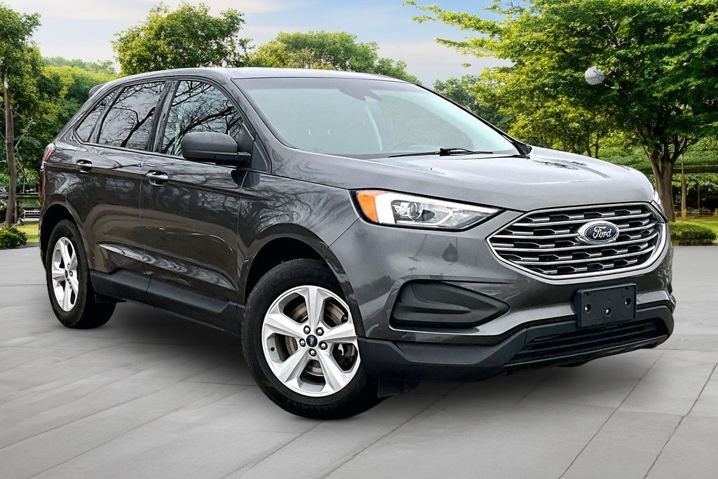 2020 Ford Edge SE