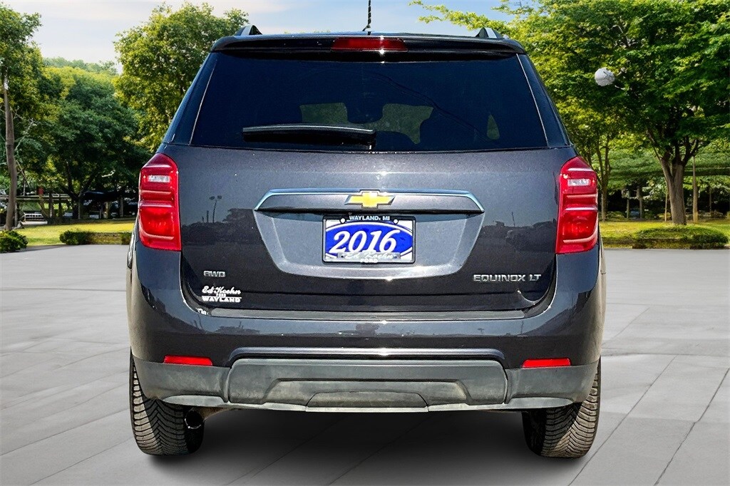 2016 Chevrolet Equinox LT photo 4