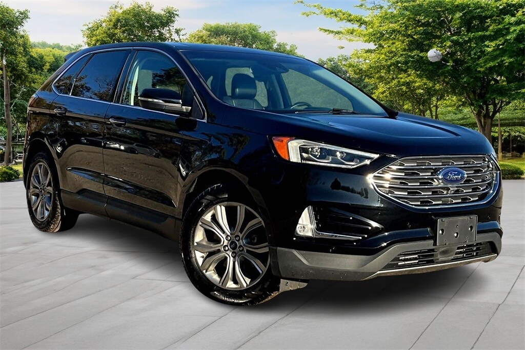 Certified 2019 Ford Edge Titanium SUV