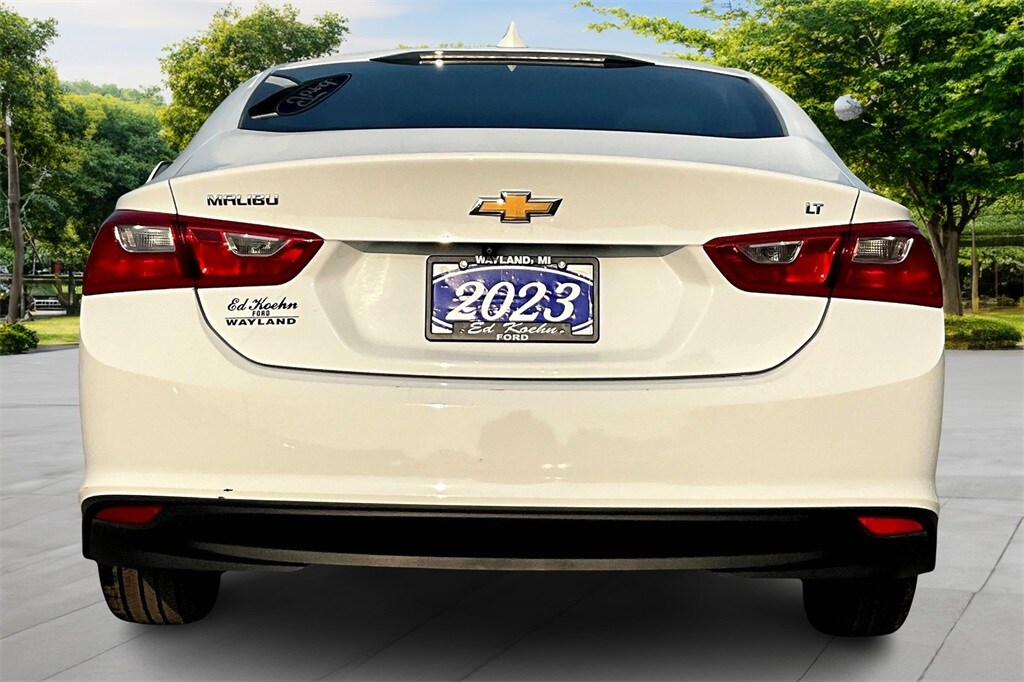 2023 Chevrolet Malibu 1LT photo 4