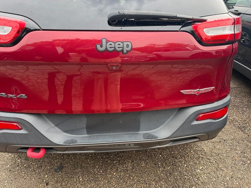 Used 2017 Jeep Cherokee Trailhawk SUV