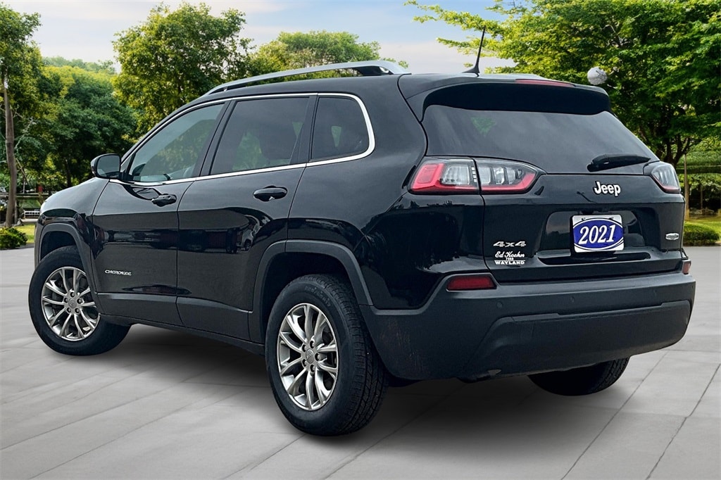 Used 2021 Jeep Cherokee Latitude Plus with VIN 1C4PJMLB1MD238924 for sale in Wayland, MI