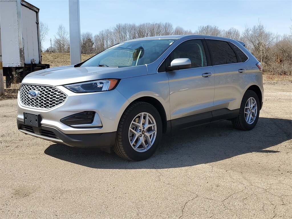 Used 2024 Ford Edge SEL with VIN 2FMPK4J99RBA72058 for sale in Wayland, MI
