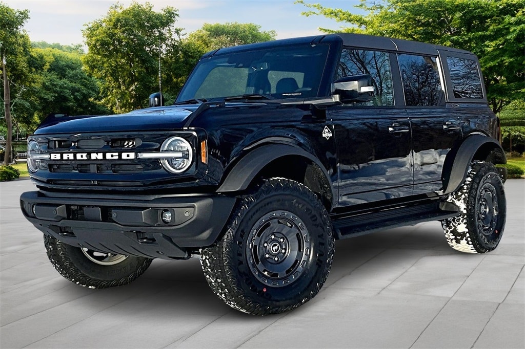 New 2025 Ford Bronco Outer Banks SUV