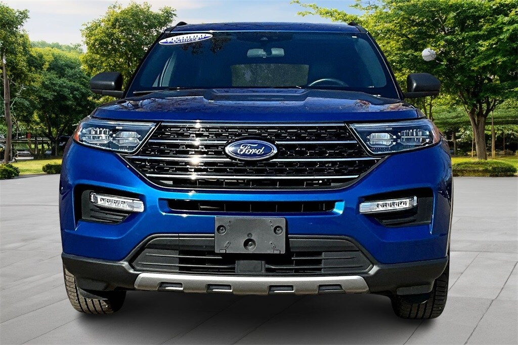 2020 Ford Explorer XLT photo 2
