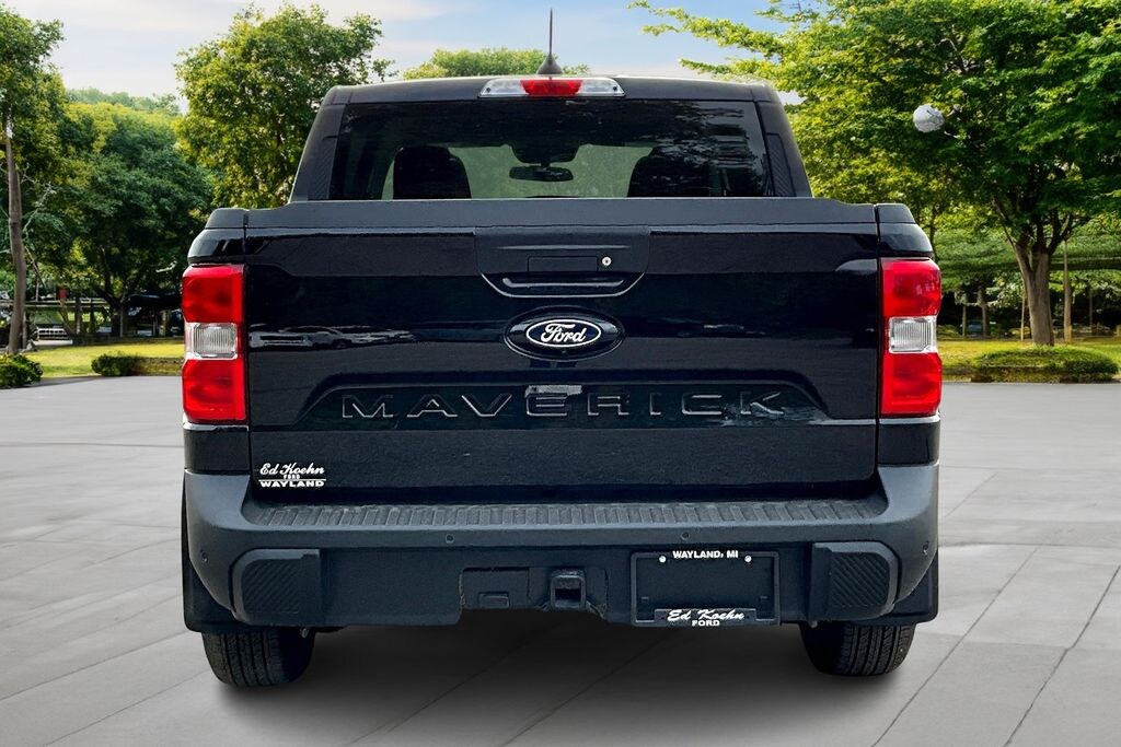 New 2025 Ford Maverick XL TRUCK
