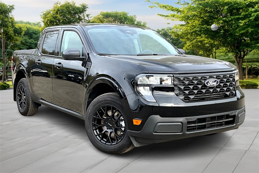 New 2025 Ford Maverick XL TRUCK