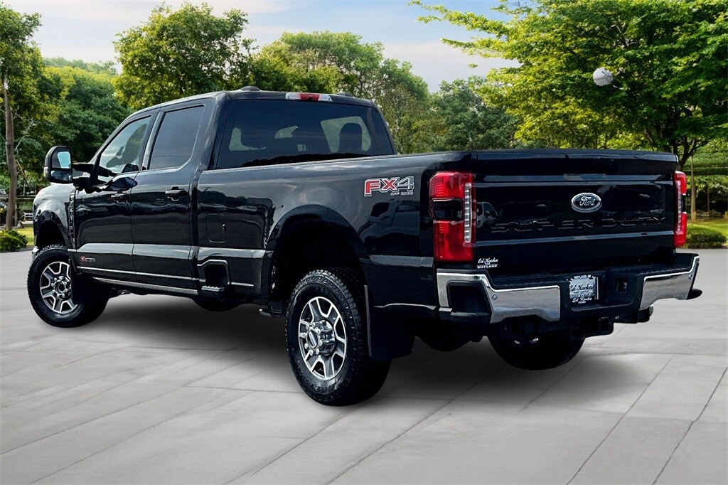 2026 Ford F-250 photo 2