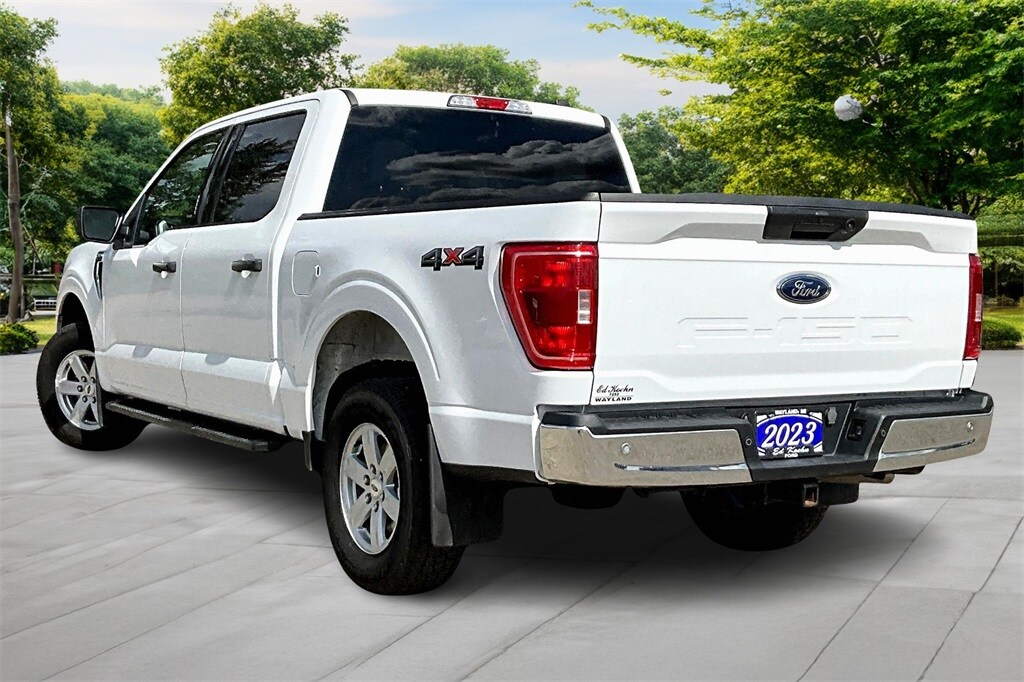2023 Ford F-150 XLT photo 2