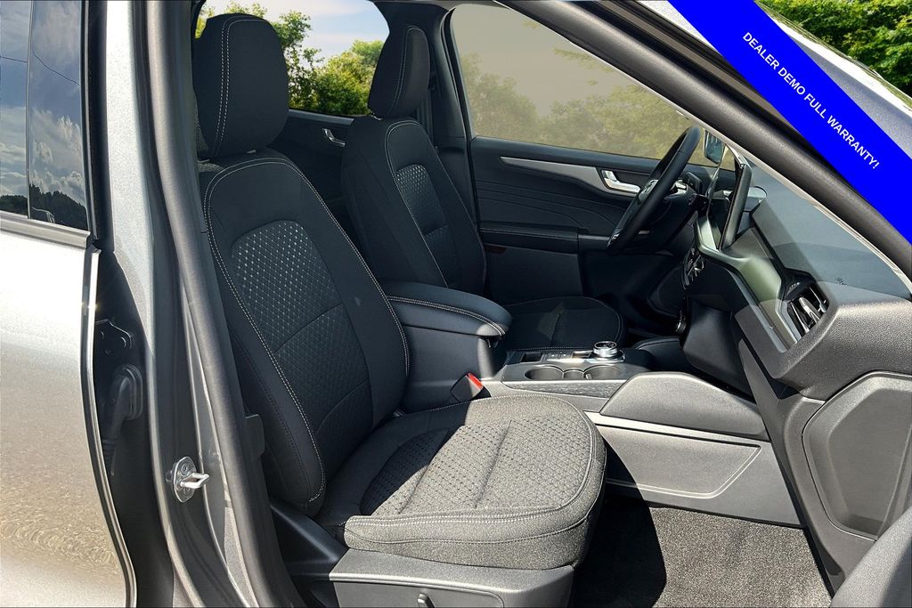 2025 Ford Escape Active - Photo 8