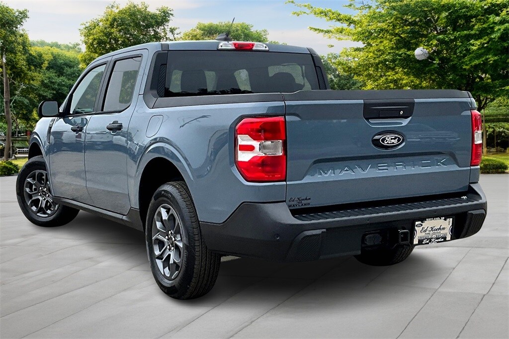 2025 Ford Maverick XLT photo 3