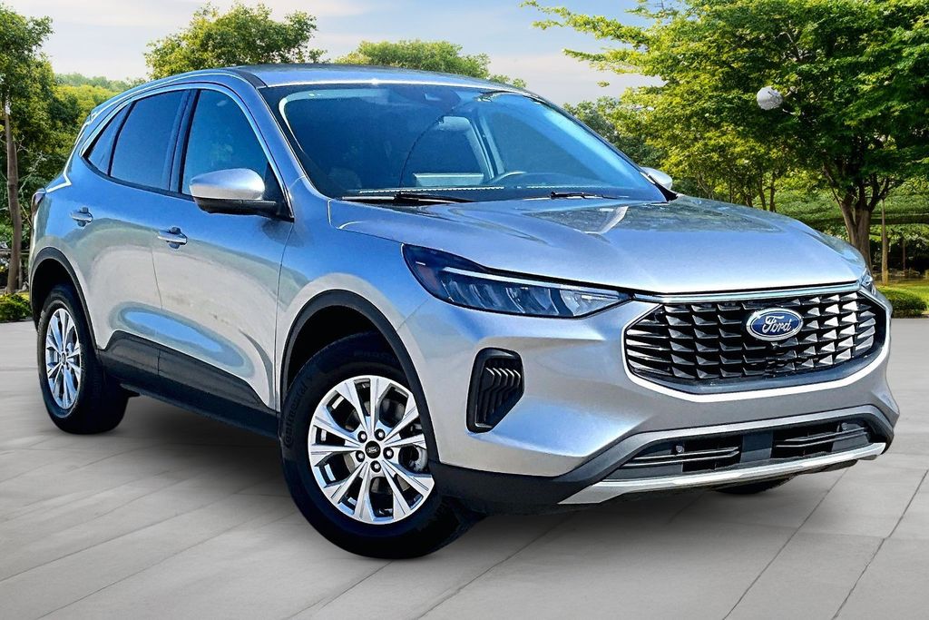 2023 Ford Escape