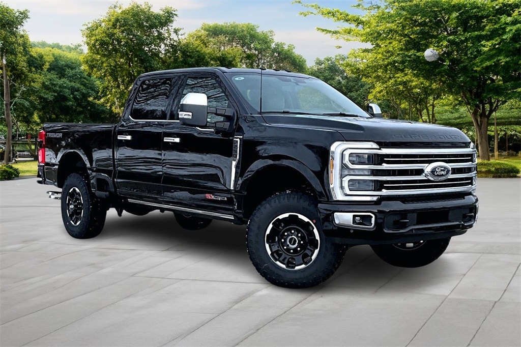 2026 Ford F-250 Super Duty Platinum's photo