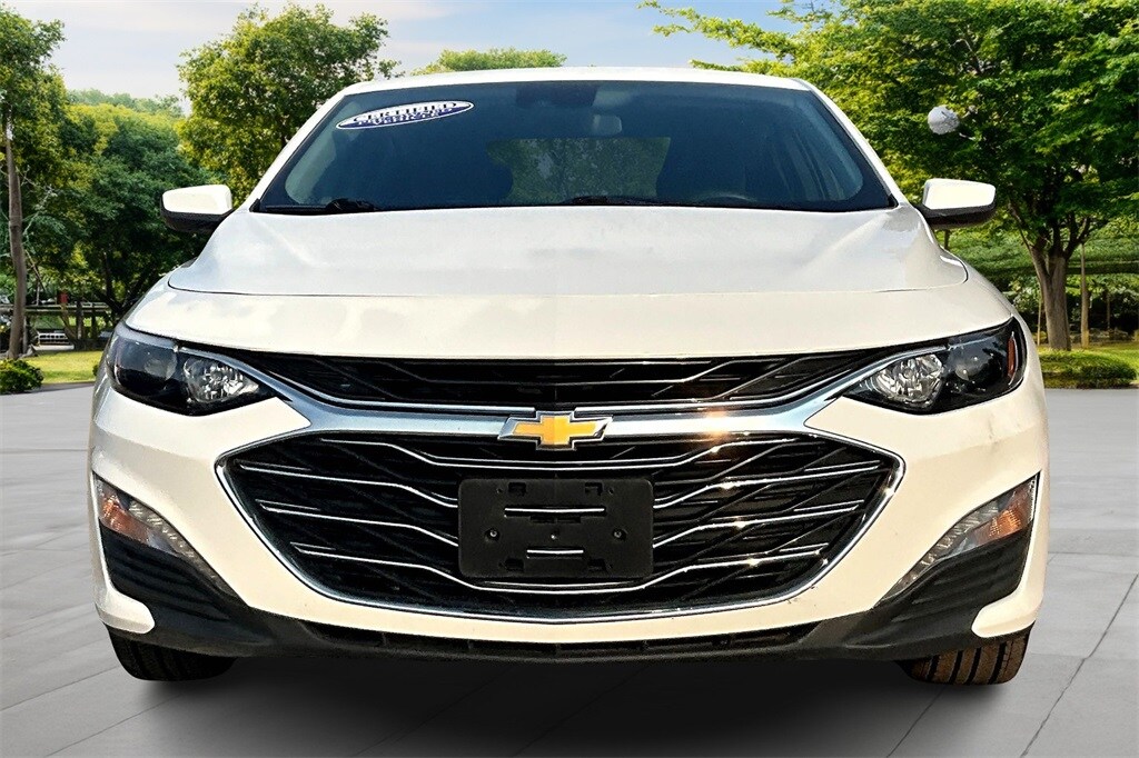 2023 Chevrolet Malibu 1LT photo 3