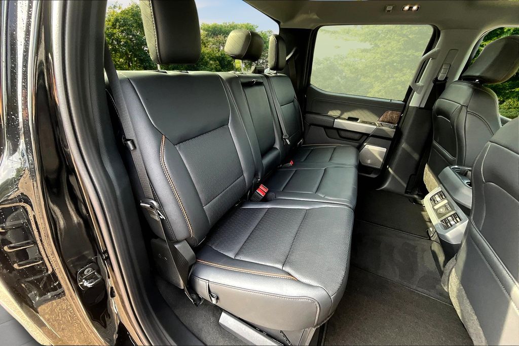 2026 Ford F-250 Super Duty Lariat - Photo 9