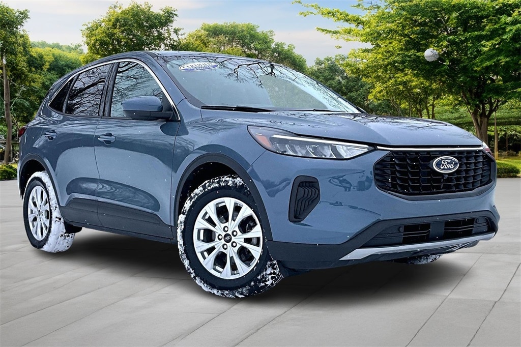 2023 Ford Escape Active's photo
