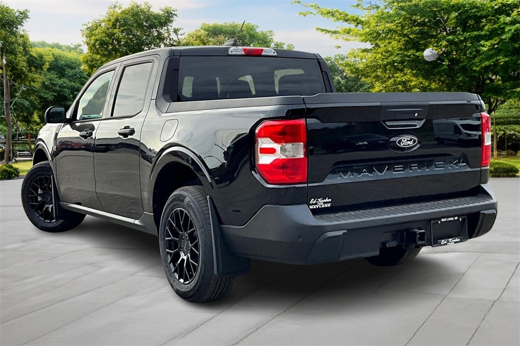 New 2025 Ford Maverick XL TRUCK