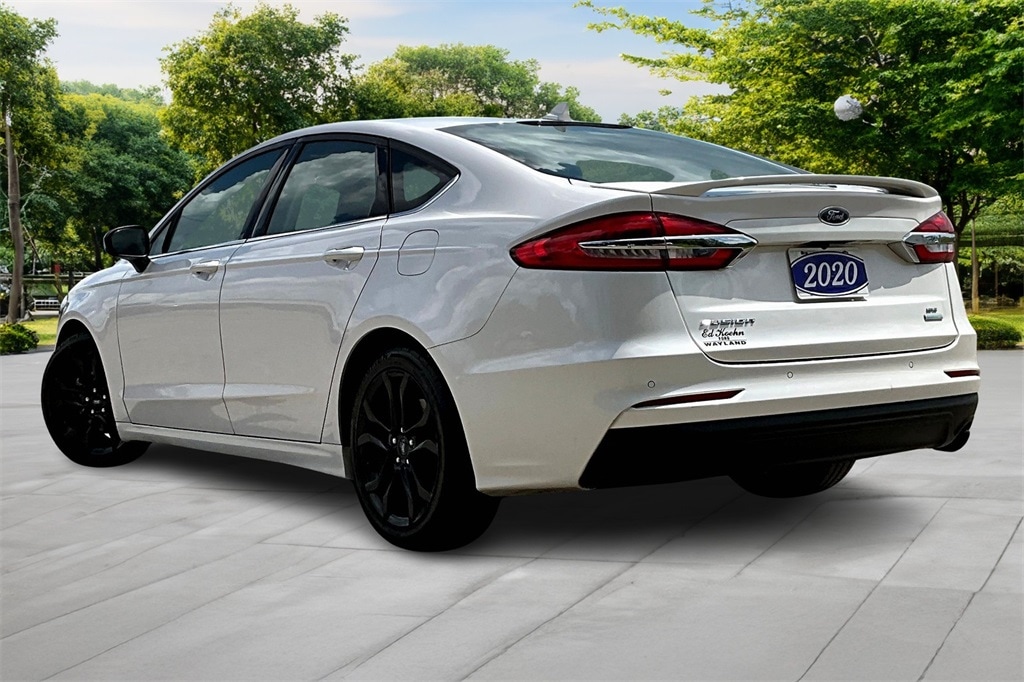 Used 2020 Ford Fusion SE with VIN 3FA6P0HDXLR167750 for sale in Wayland, MI