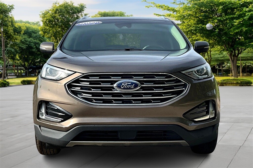 2019 Ford Edge SEL photo 3