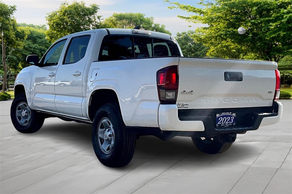 2023 Toyota Tacoma SR photo 2