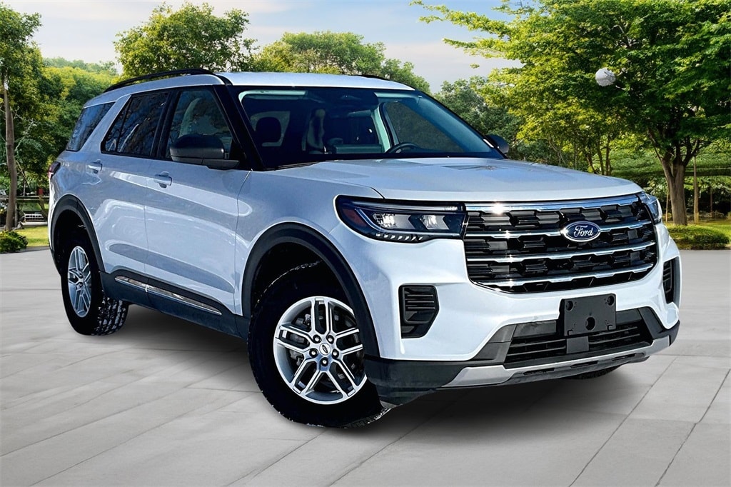 Certified 2025 Ford Explorer Active SUV