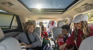 Panoramic Fixed-Glass Roof with Power Sunshade