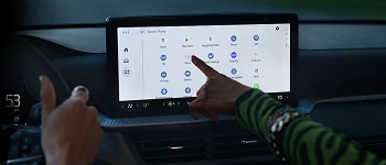 Enhance your driving experience. Fast connectivity.* Crisp graphics. Next-level personalization.