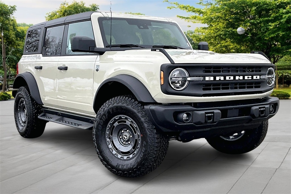 2025 Ford Bronco 4-Door Big Bend's photo
