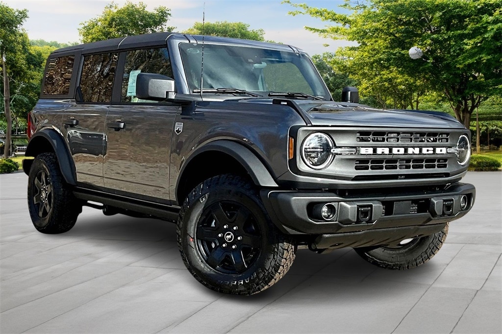 2025 Ford Bronco 4-Door Big Bend's photo