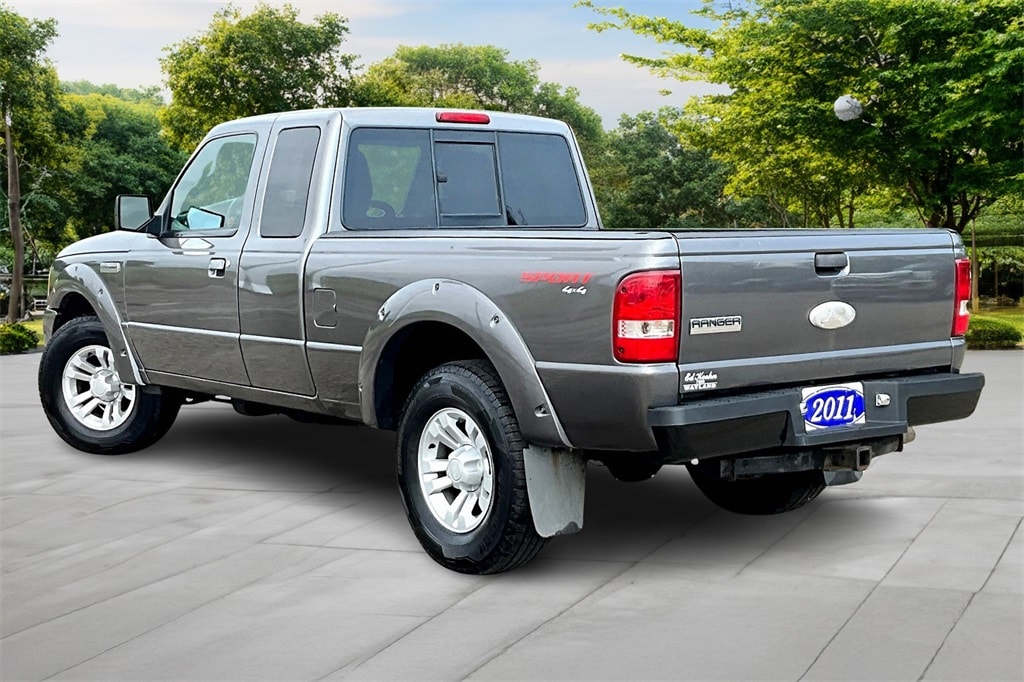 Used 2011 Ford Ranger XLT with VIN 1FTLR4FE4BPB17622 for sale in Wayland, MI