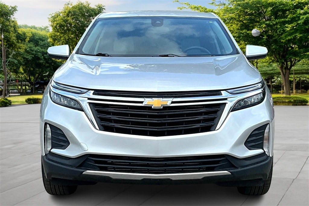 2022 Chevrolet Equinox LT photo 3