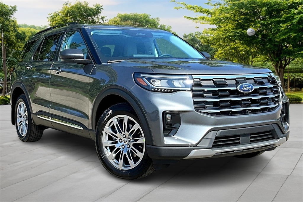 2025 Ford Explorer SUV 