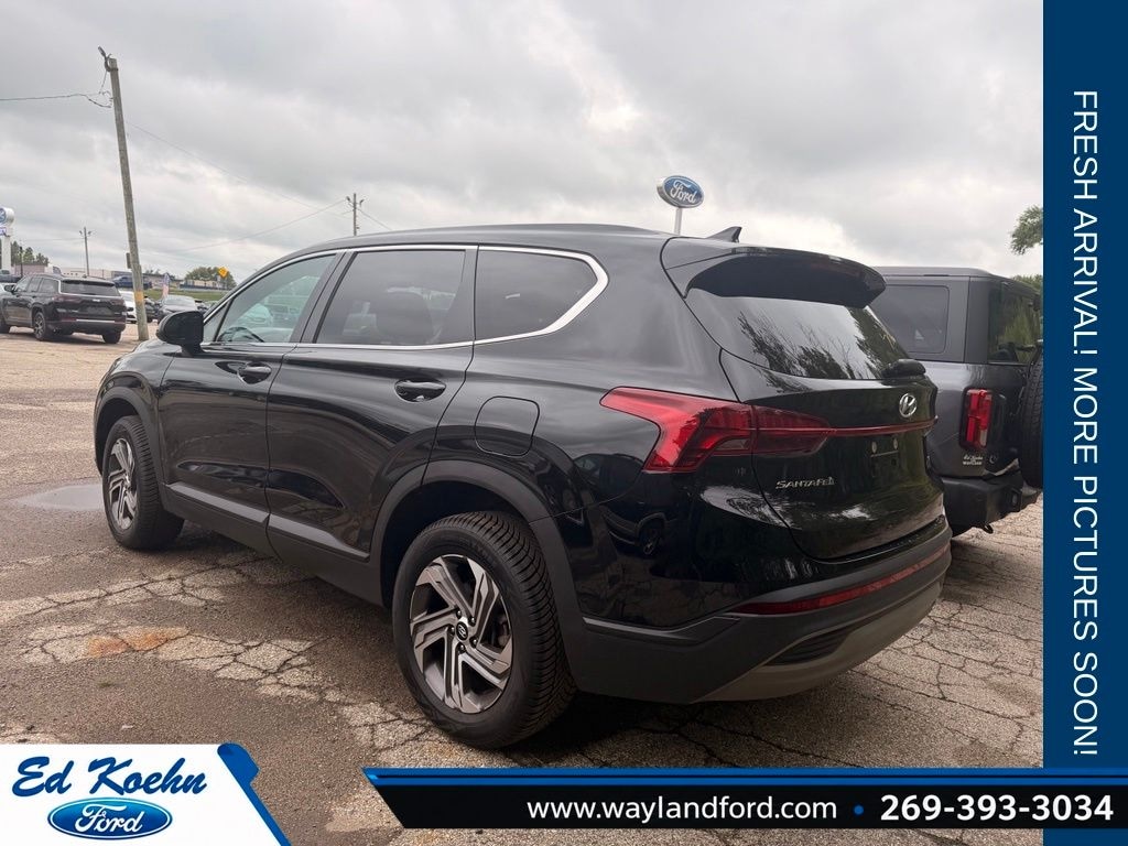 Used 2023 Hyundai Santa Fe SE SUV