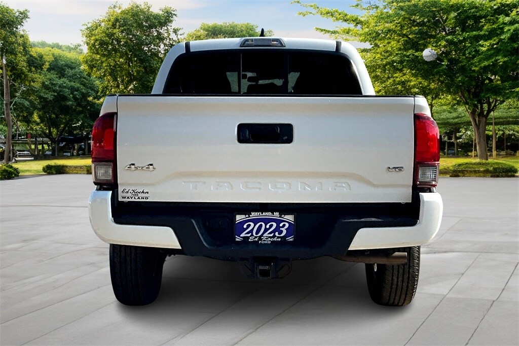 2023 Toyota Tacoma SR photo 4