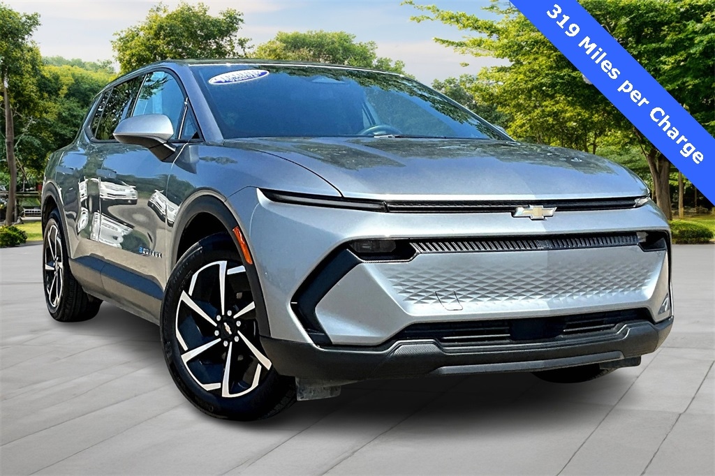 2025 Chevrolet Equinox EV LT's photo