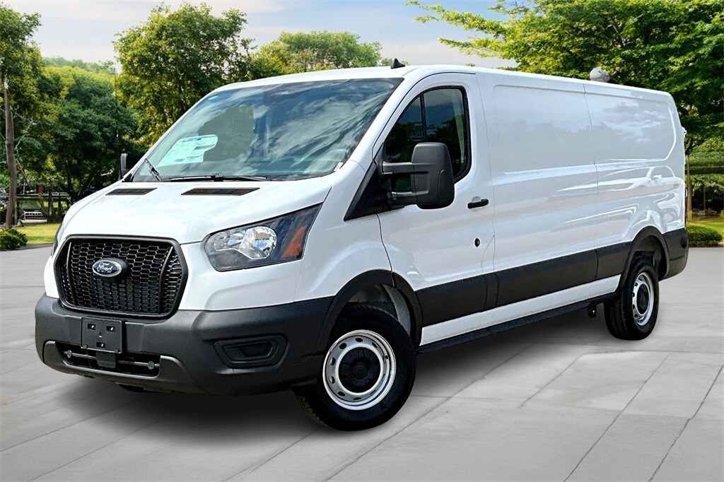 2025 Ford Transit photo 2