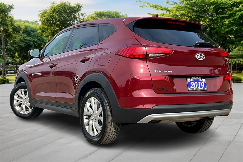 Used 2019 Hyundai Tucson SE with VIN KM8J2CA43KU939880 for sale in Wayland, MI