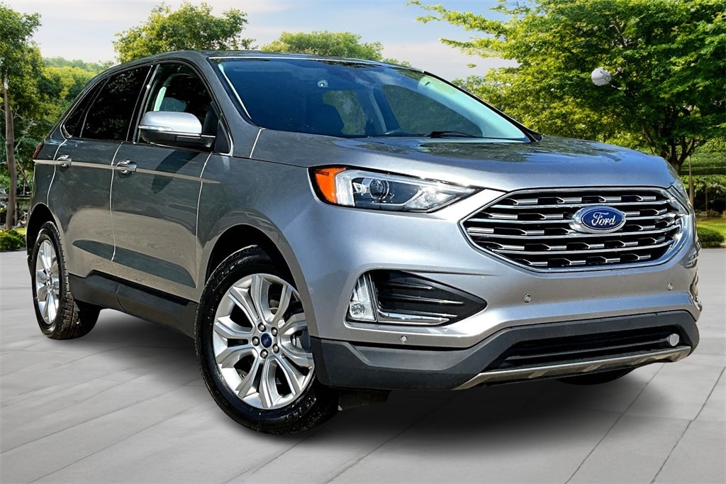 Used 2022 Ford Edge Titanium SUV