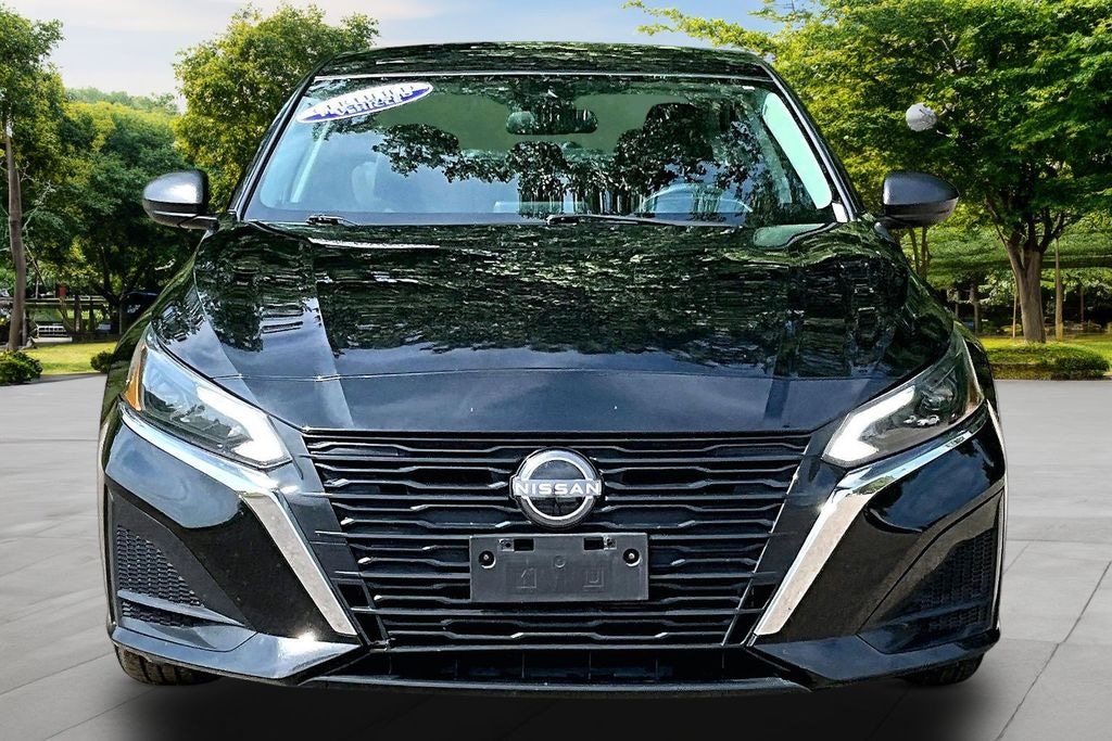 Used 2024 Nissan Altima 2.5 SV Sedan