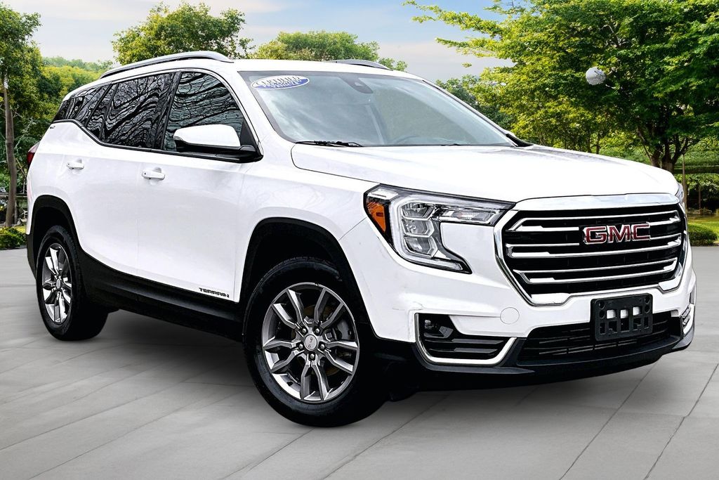 2024 GMC Terrain SLT AWD's photo