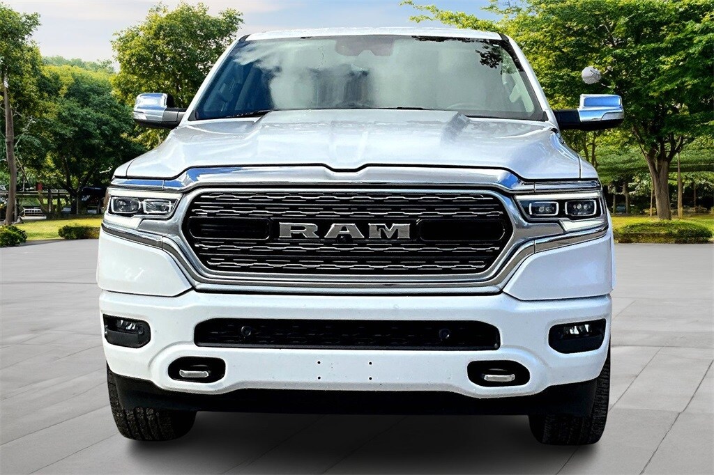 2020 Ram 1500 Limited photo 3