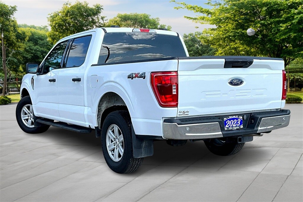 2023 Ford F-150 XLT photo 2