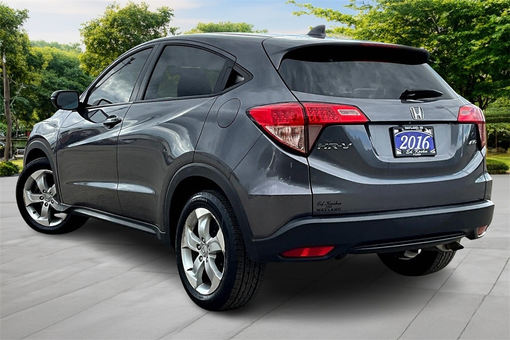 Used 2016 Honda HR-V EX with VIN 3CZRU6H55GM709278 for sale in Wayland, MI