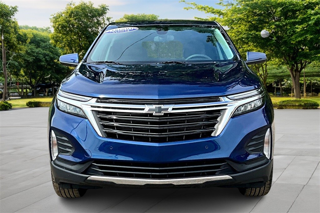 2023 Chevrolet Equinox LT photo 3
